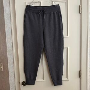 Women’s size 8 Lululemon sweatpants